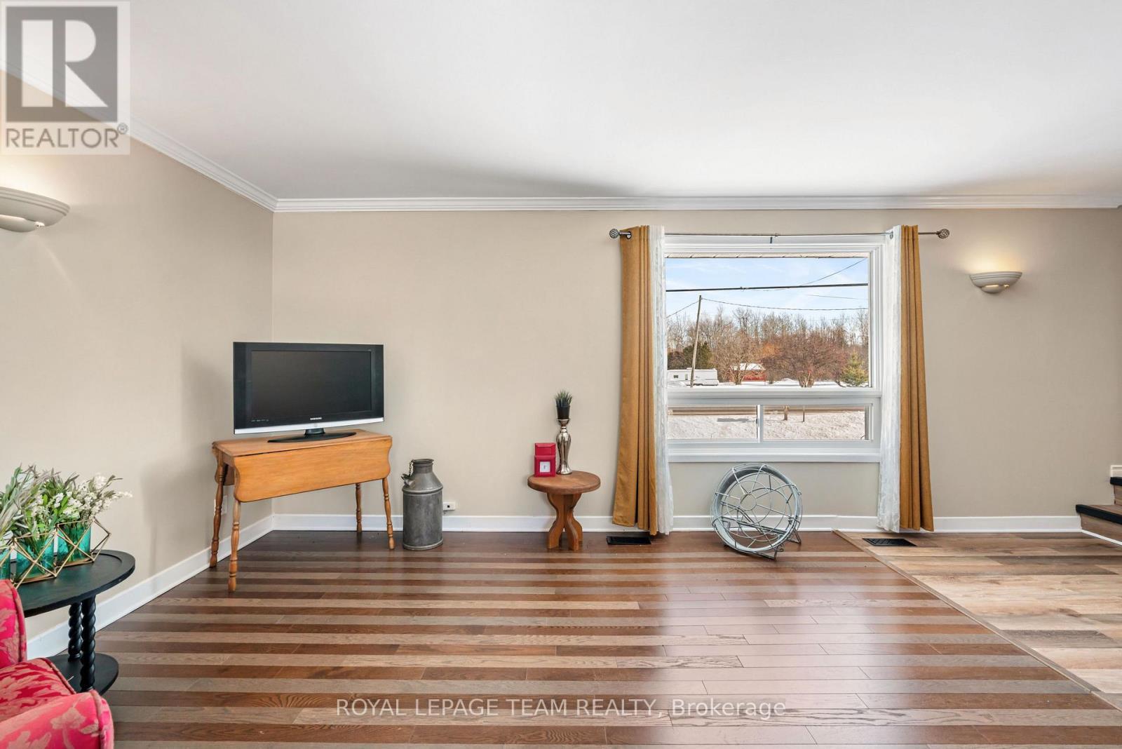 3314 County Road 12 Road, North Stormont, ON - Indoor