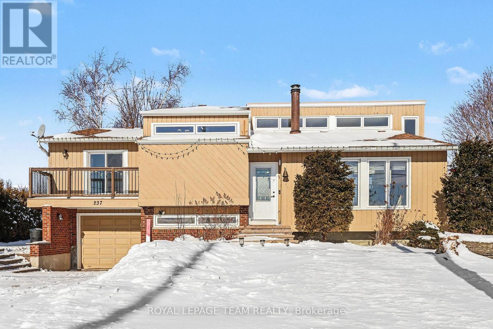 237 Queen West Street, North Dundas, ON - Outdoor With Balcony