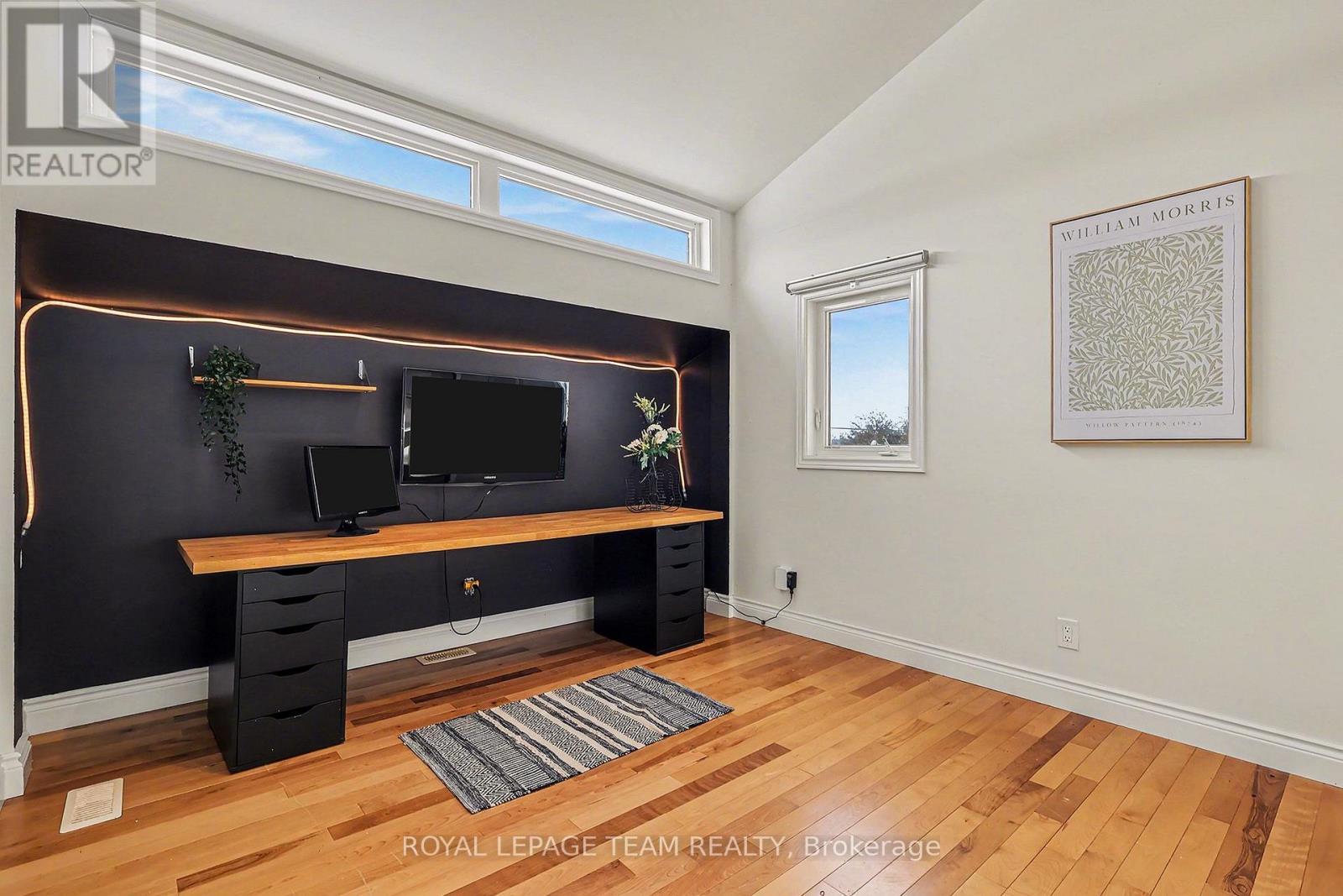 Office/Bedroom - 237 Queen West Street, North Dundas, ON - Indoor