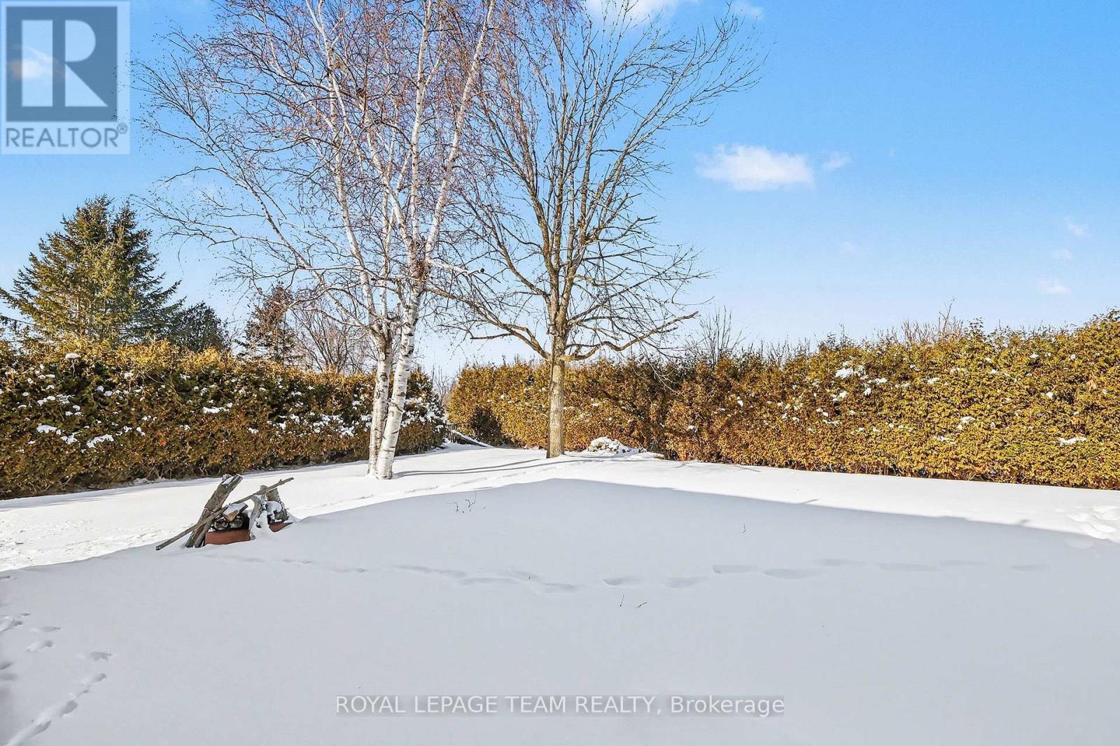 237 Queen West Street, North Dundas, ON - Outdoor