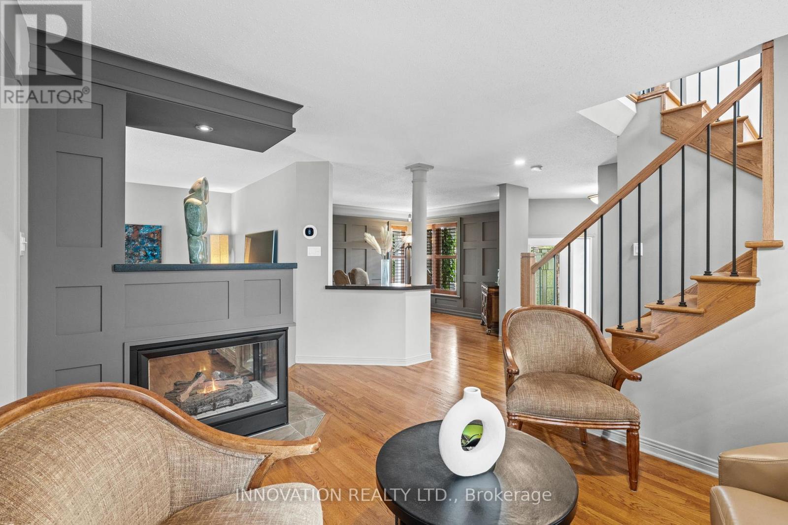 149 Springcreek Crescent, Ottawa, ON - Indoor Photo Showing Living Room With Fireplace