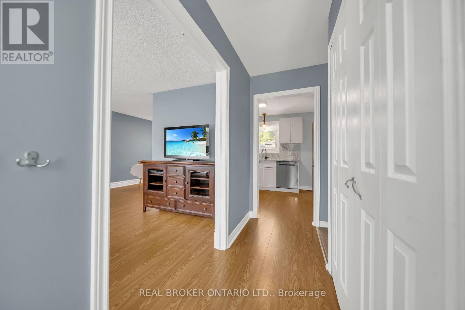 2 Edelwild Drive, Orangeville, ON - Indoor Photo Showing Other Room