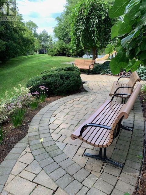 Ph2 - 284 Mill Road, Toronto, ON - Outdoor