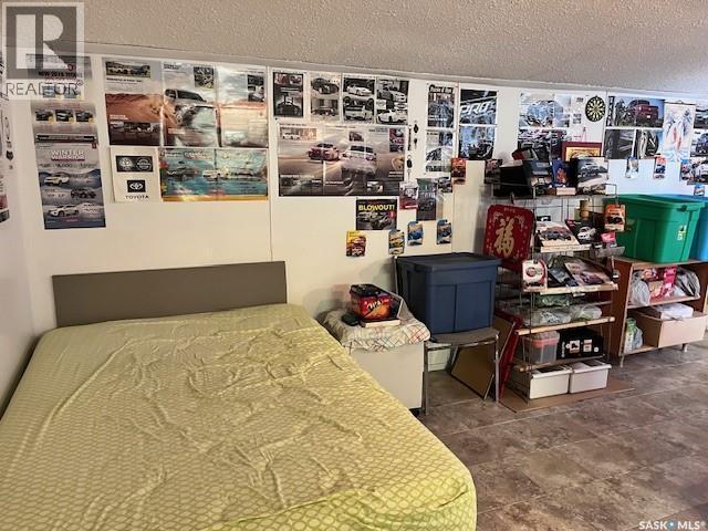 207 Kinistino Avenue W, Kinistino, SK - Indoor