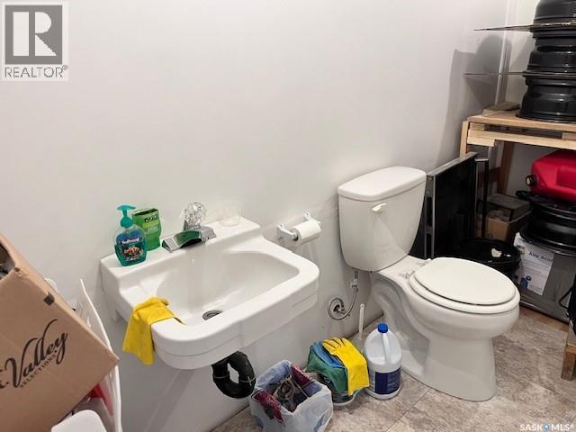 207 Kinistino Avenue W, Kinistino, SK - Indoor Photo Showing Bathroom