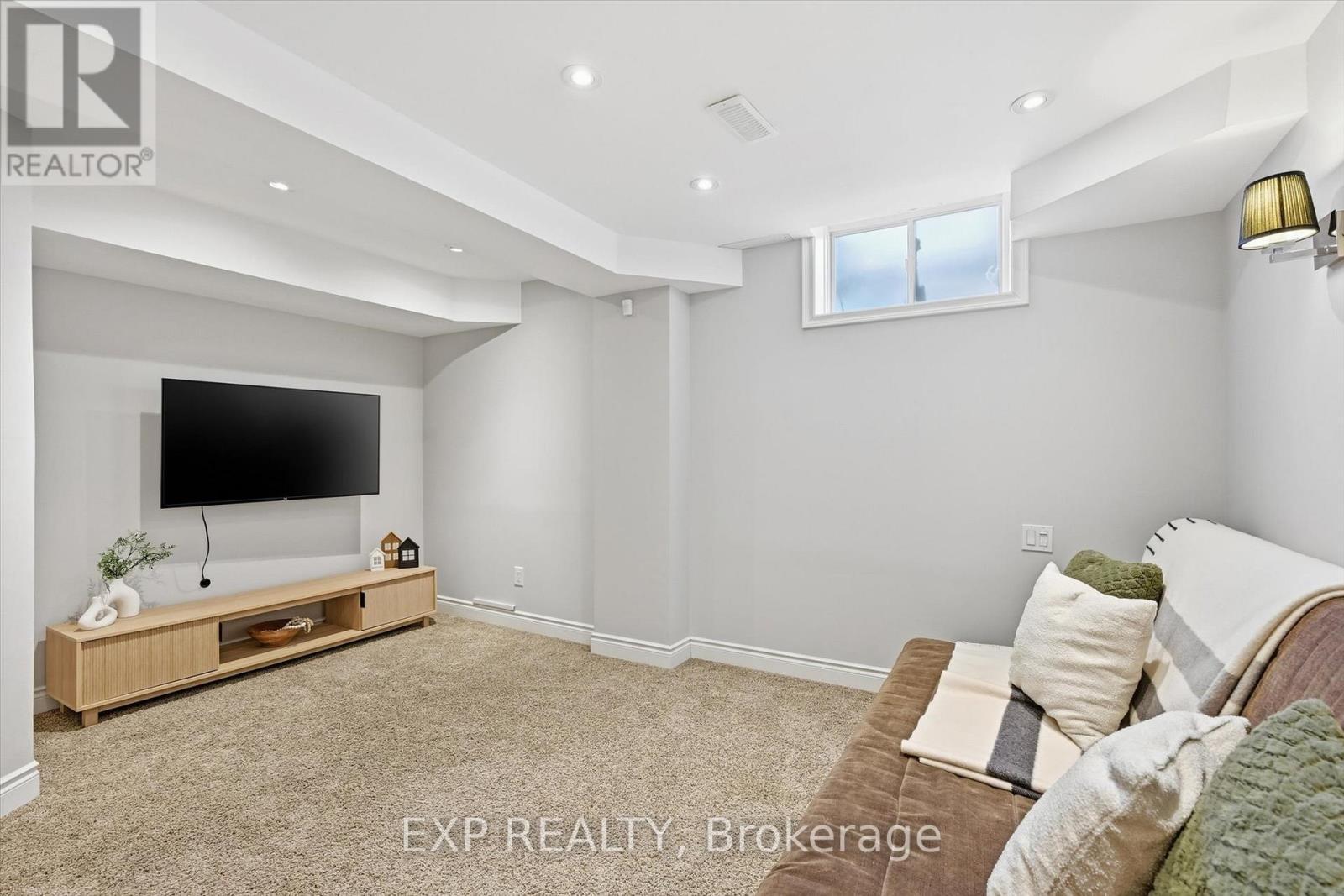 45 Browview Drive, Hamilton, ON - Indoor