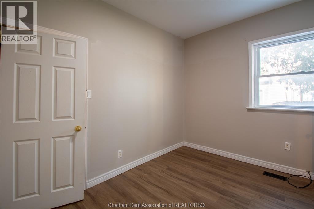 31 Adelaide Street North, Chatham, ON - Indoor Photo Showing Other Room