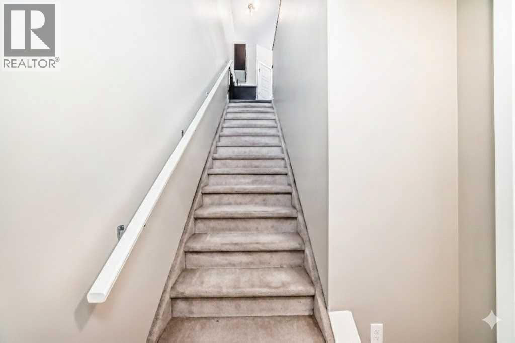 11302, 2781 Chinook Winds Drive Sw, Airdrie, AB - Indoor Photo Showing Other Room