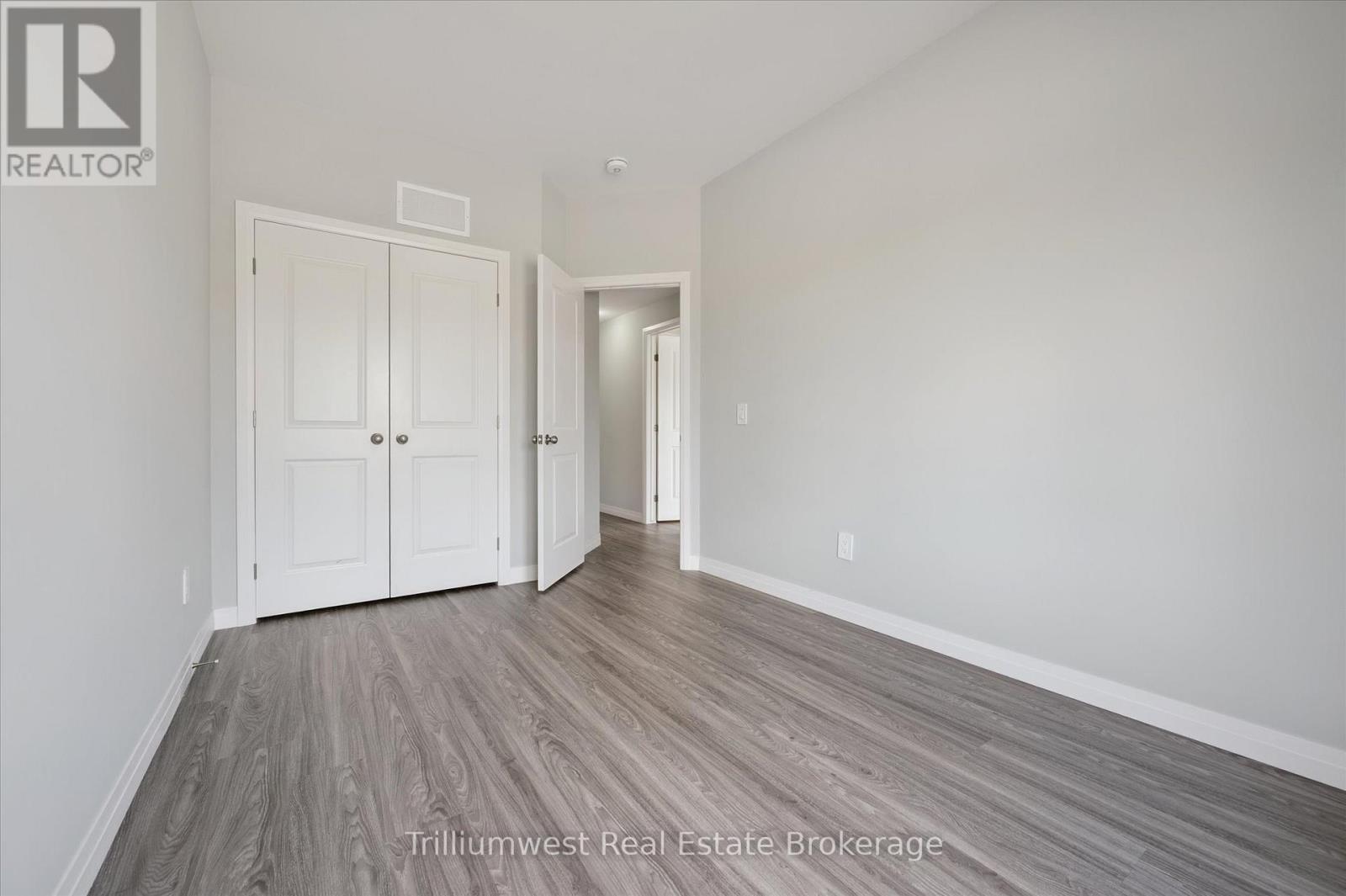 34 - 10 South Creek Drive, Kitchener, ON - Indoor Photo Showing Other Room