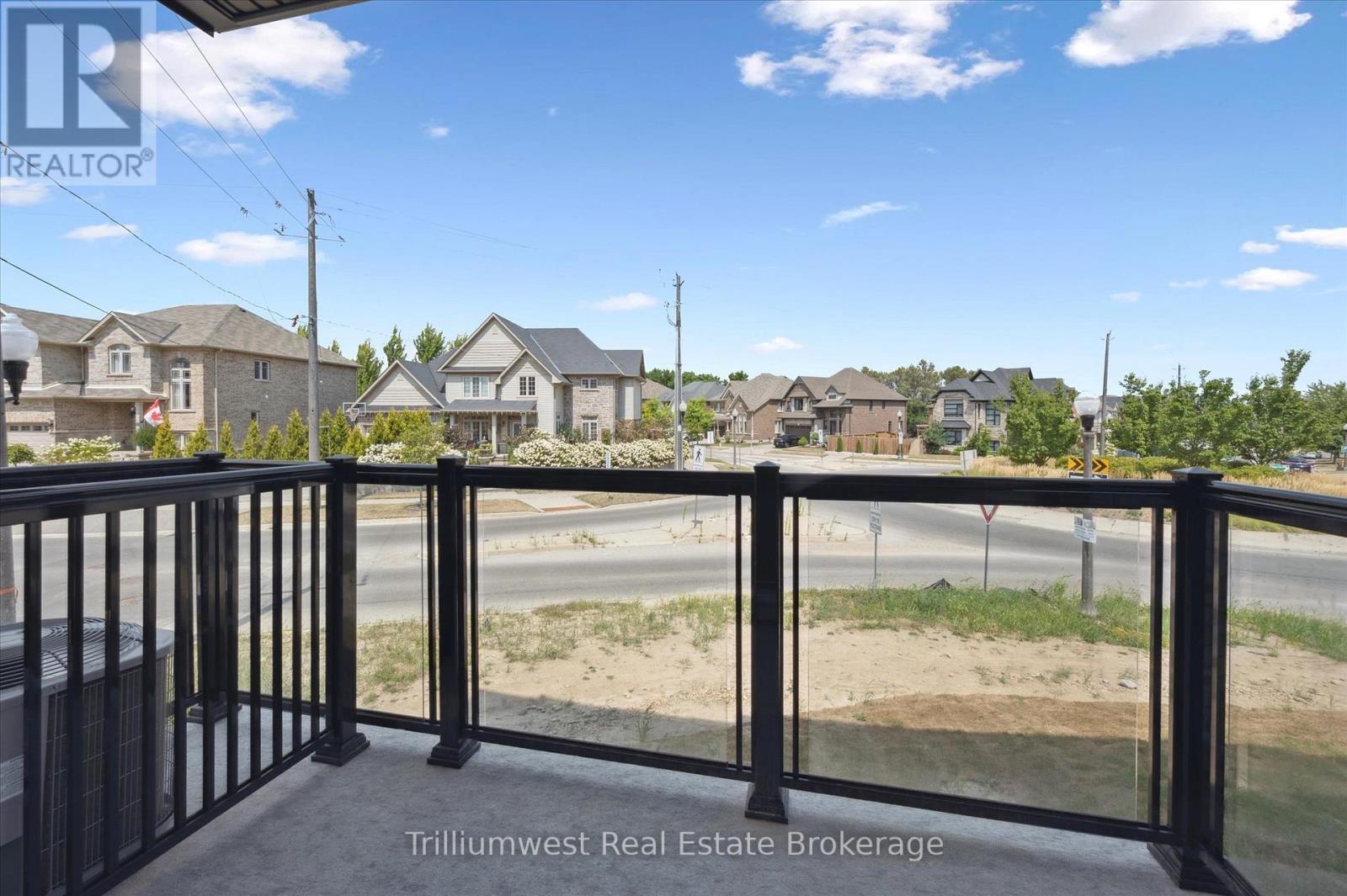 34 - 10 South Creek Drive, Kitchener, ON - Outdoor With Balcony