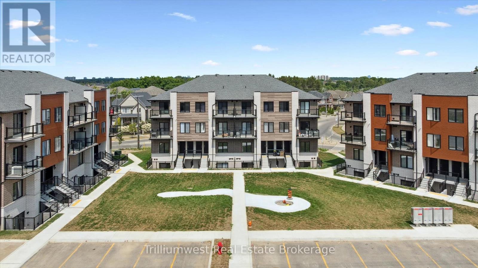 34 - 10 South Creek Drive, Kitchener, ON - Outdoor With Balcony