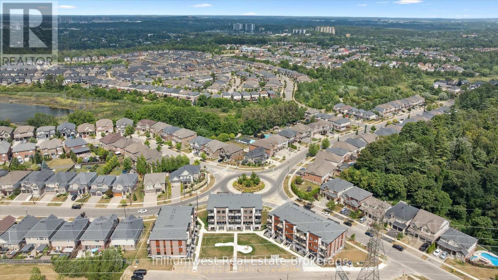 34 - 10 South Creek Drive, Kitchener, ON - Outdoor With View