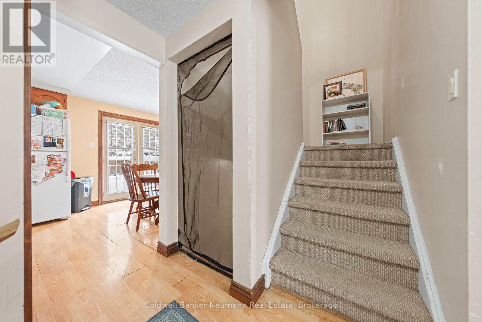 324 Cole Road, Guelph (Kortright West), ON - Indoor Photo Showing Other Room