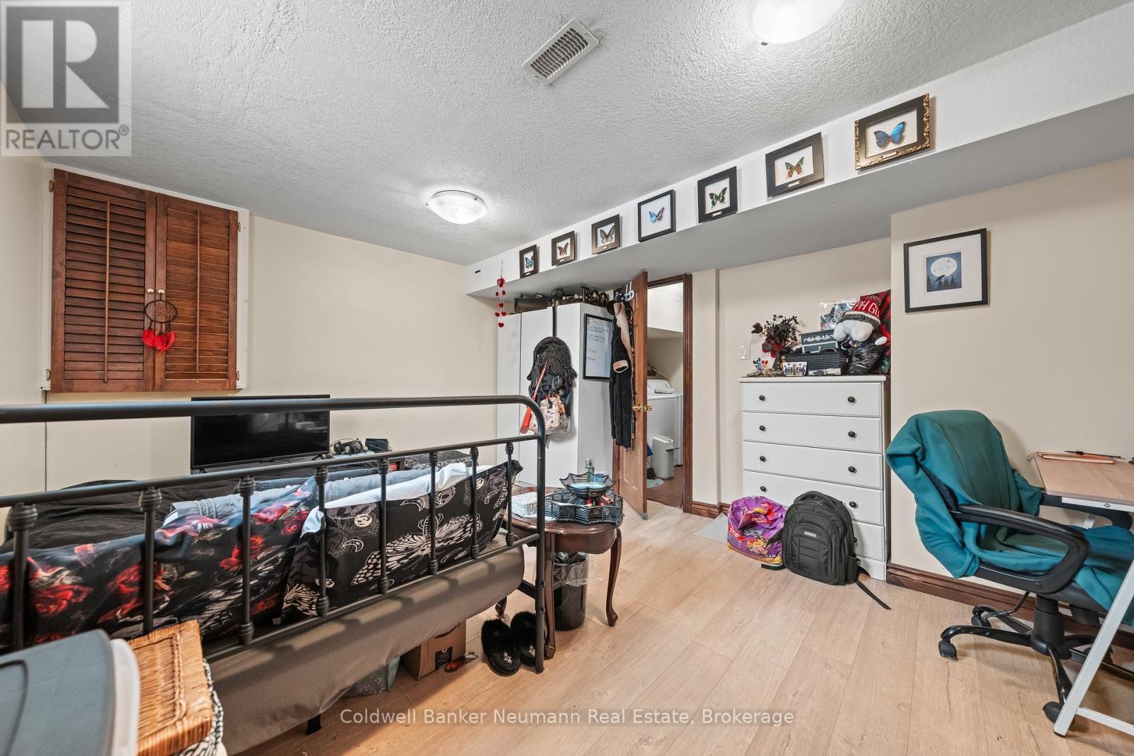 324 Cole Road, Guelph (Kortright West), ON - Indoor