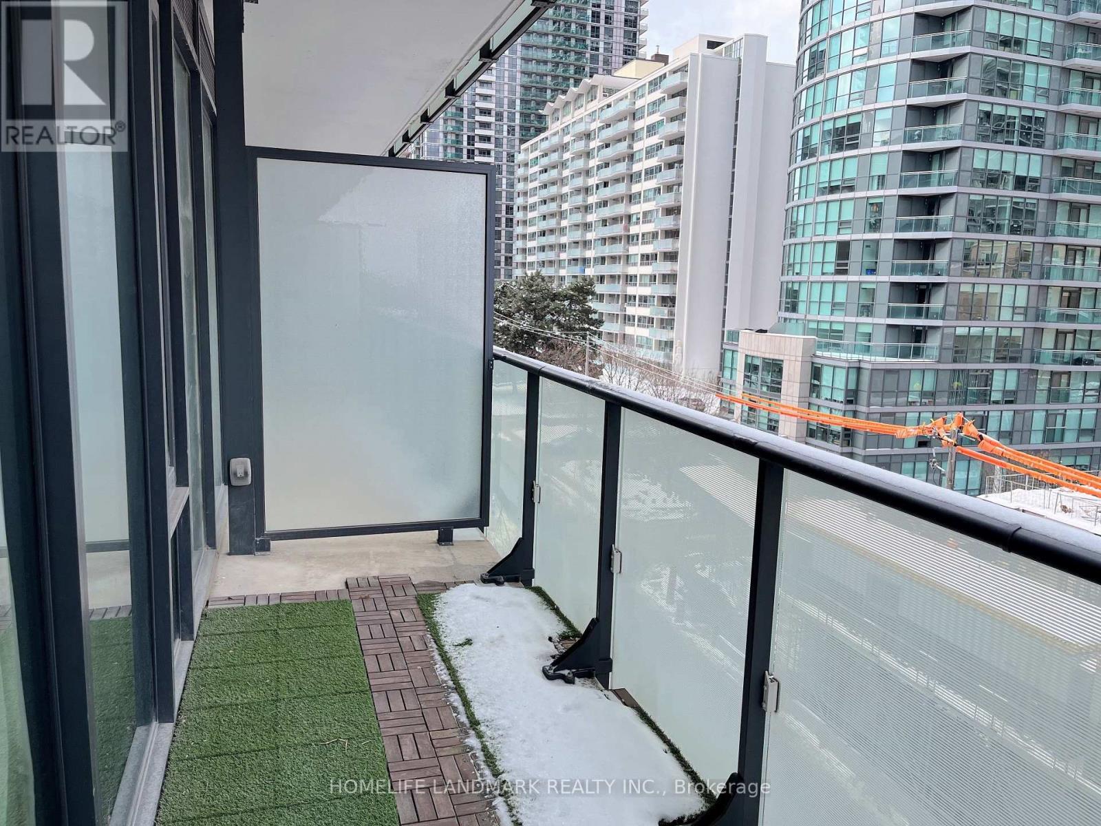 507 - 161 Roehampton Avenue, Toronto, ON - Outdoor With Balcony