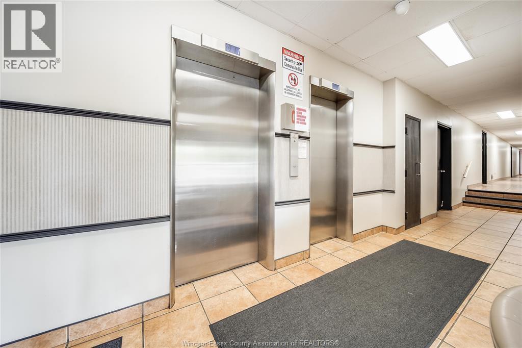 6502 Thornberry, Windsor, ON - Indoor