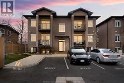 233 WATSON Unit# 205 Windsor, ON N8S 3R8