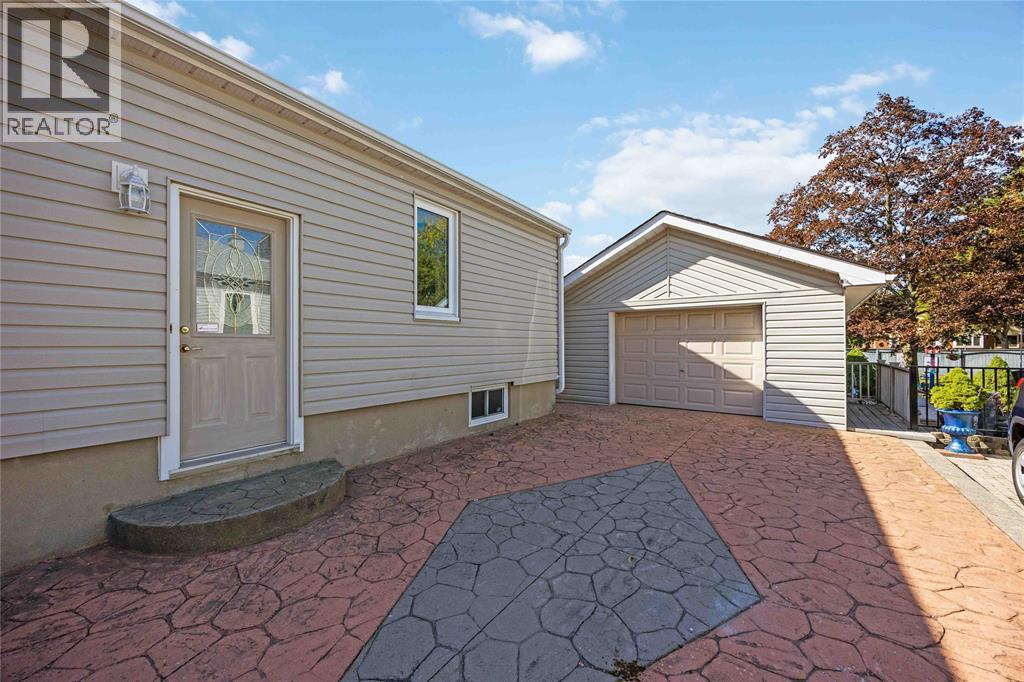 759 Melrose Avenue, Sarnia, ON - Outdoor With Exterior