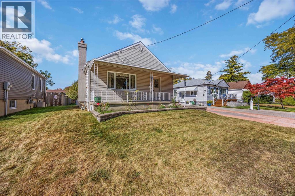 759 Melrose Avenue, Sarnia, ON - Outdoor With Deck Patio Veranda