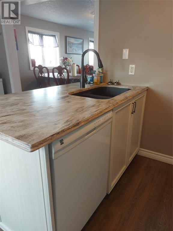 17 Harry'S Lane, Channel, Port Aux Basques, NL - Indoor Photo Showing Kitchen