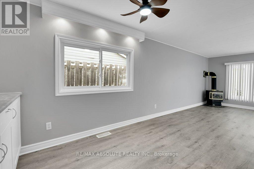 95 - 3535 St. Joseph Boulevard, Ottawa, ON - Indoor