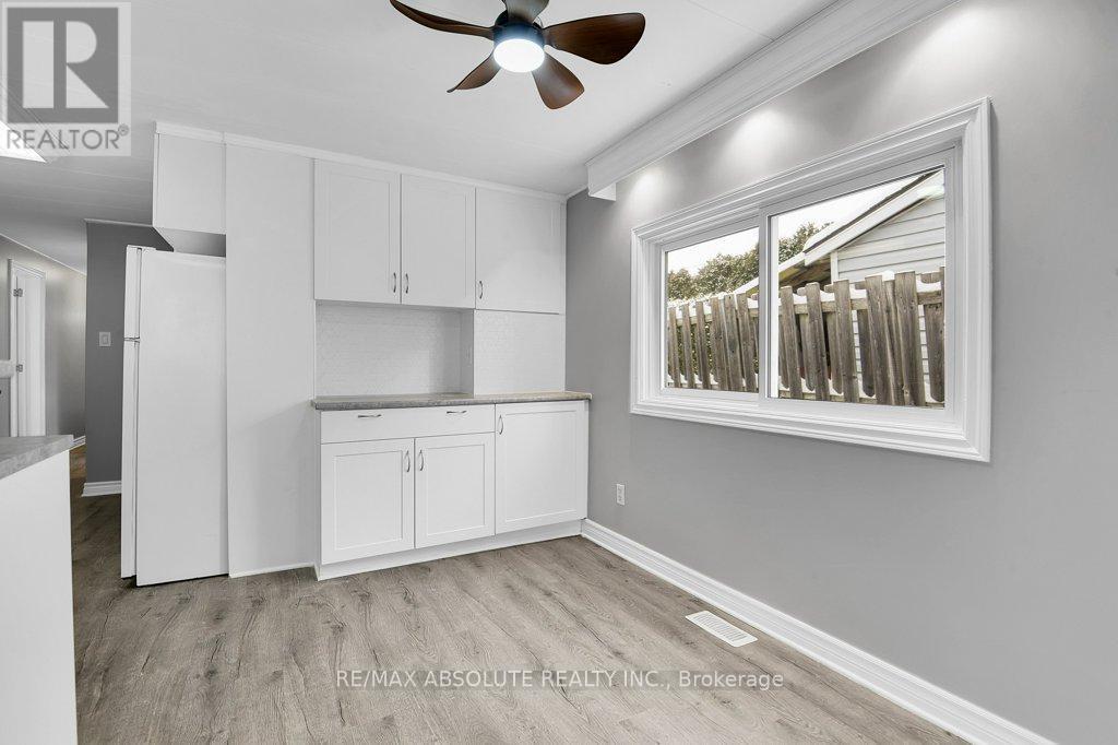 95 - 3535 St. Joseph Boulevard, Ottawa, ON - Indoor