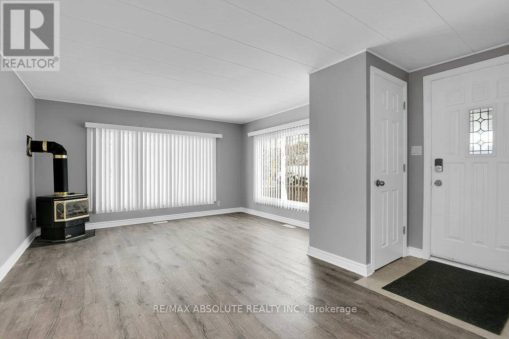 95 - 3535 St. Joseph Boulevard, Ottawa, ON - Indoor Photo Showing Other Room