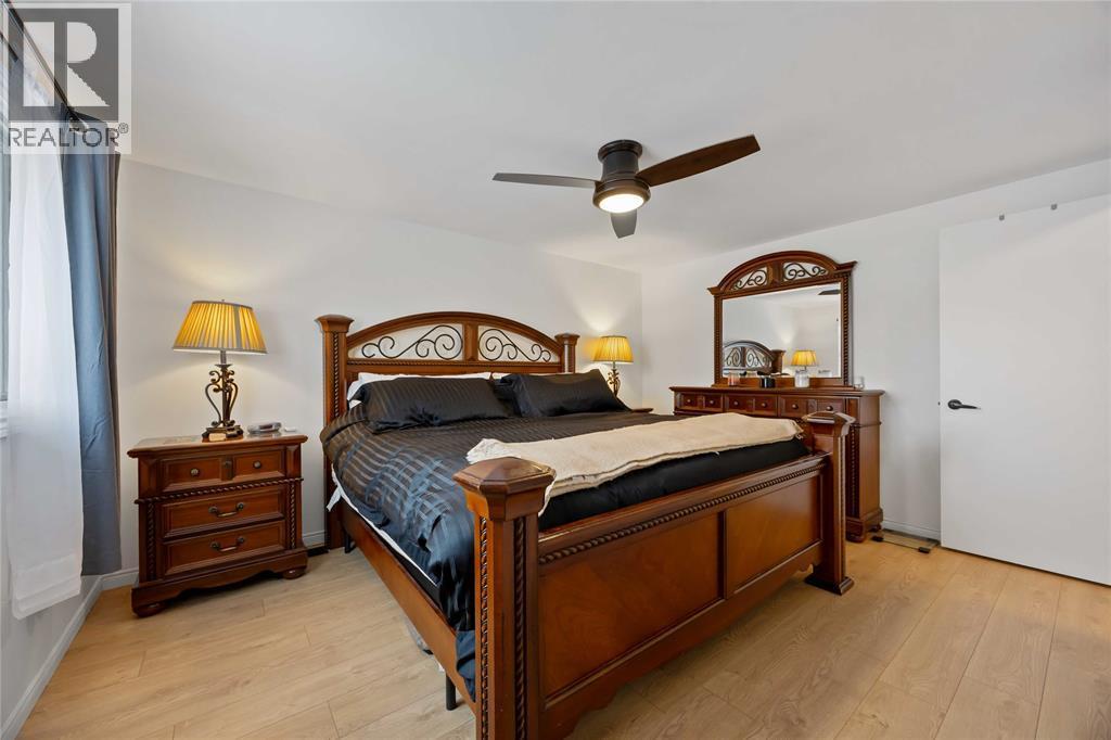 1912 Winslow Crescent, Sarnia, ON - Indoor Photo Showing Bedroom