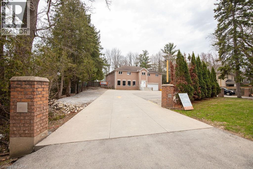 144 Wilson Street E, Ancaster, ON