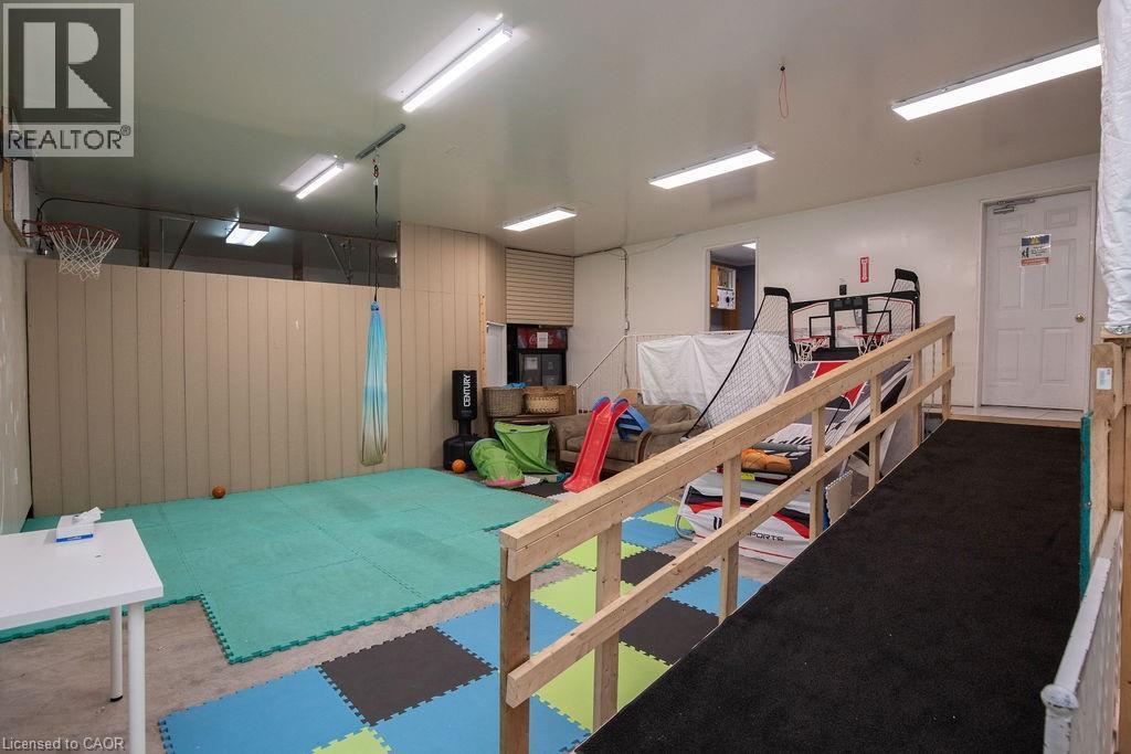 144 Wilson Street E, Ancaster, ON