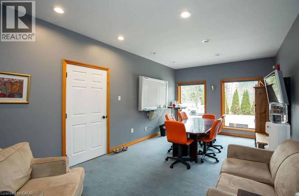 144 Wilson Street E, Ancaster, ON