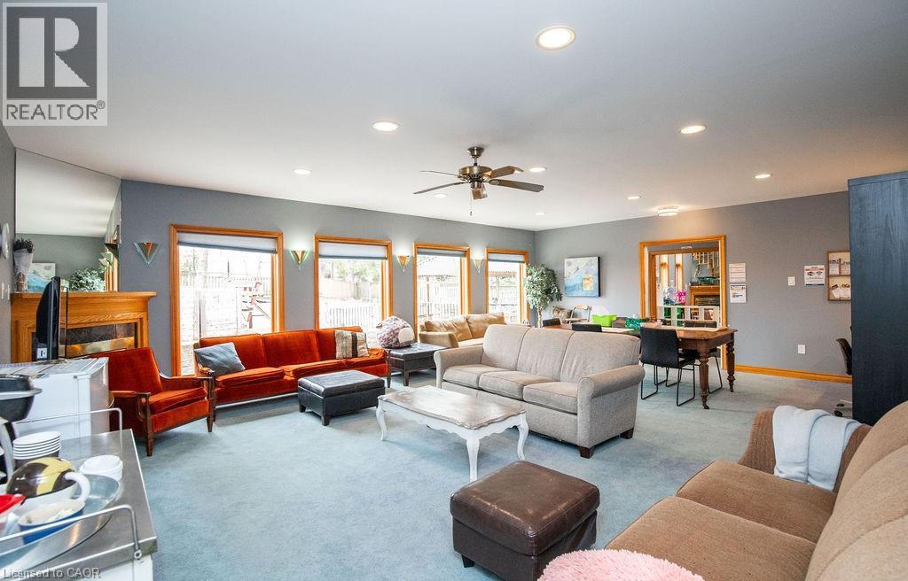 144 Wilson Street E, Ancaster, ON