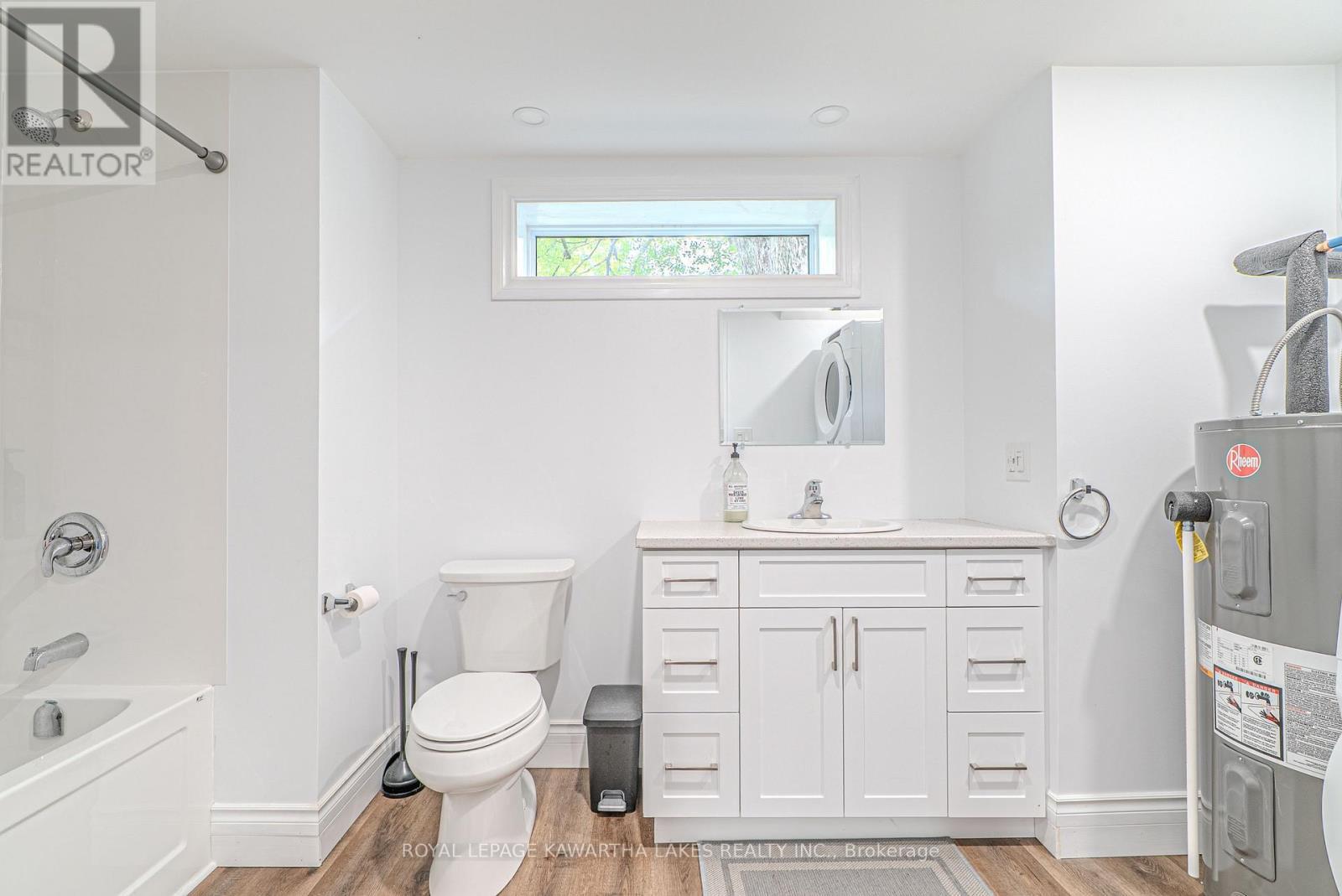 7725 Leskard Road N, Clarington, ON - Indoor Photo Showing Bathroom