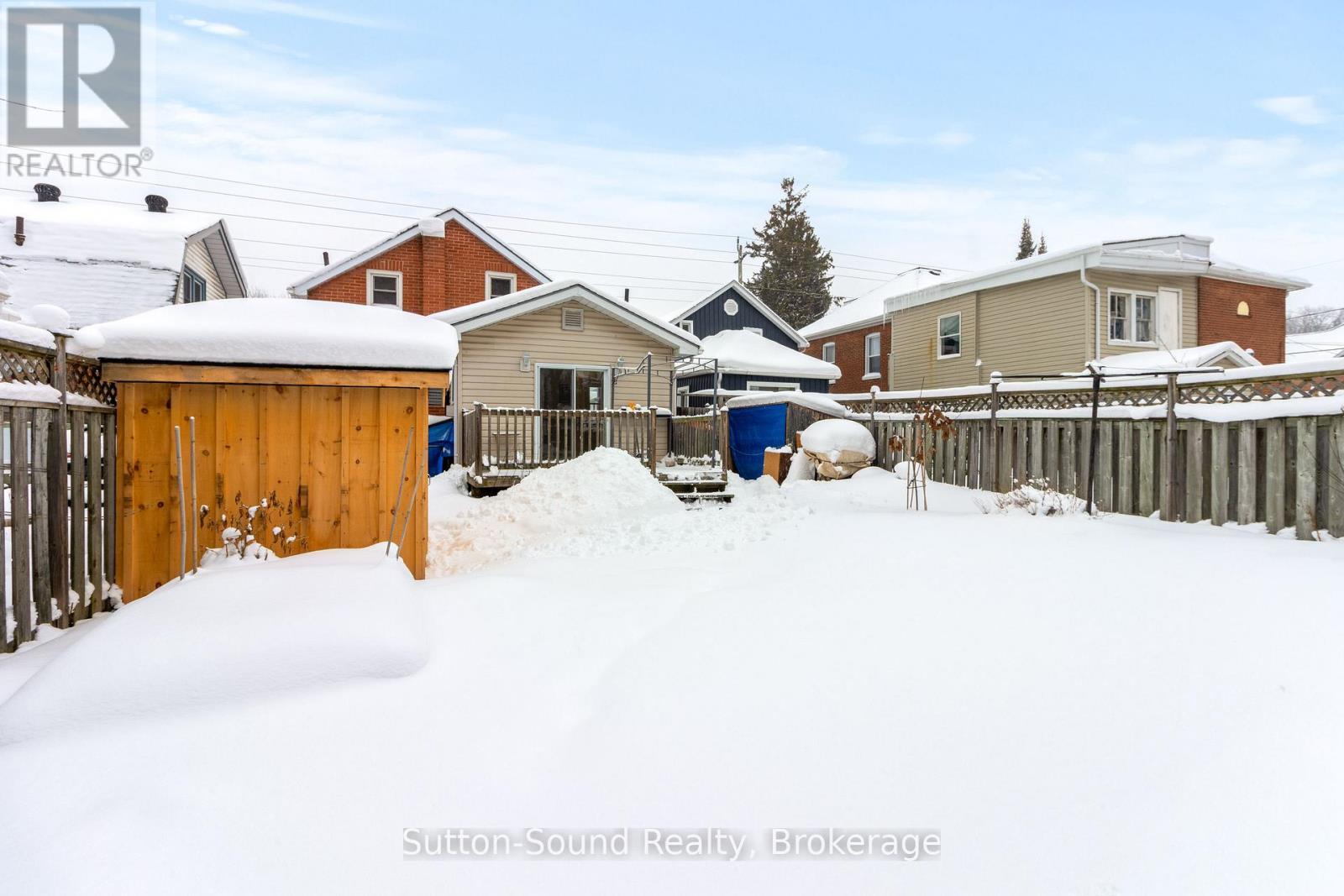 269 6Th Street E, Owen Sound, ON - Outdoor