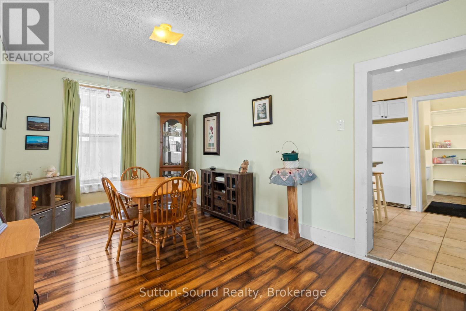 Dining area - 269 6Th Street E, Owen Sound, ON - Indoor Photo Showing Dining Room