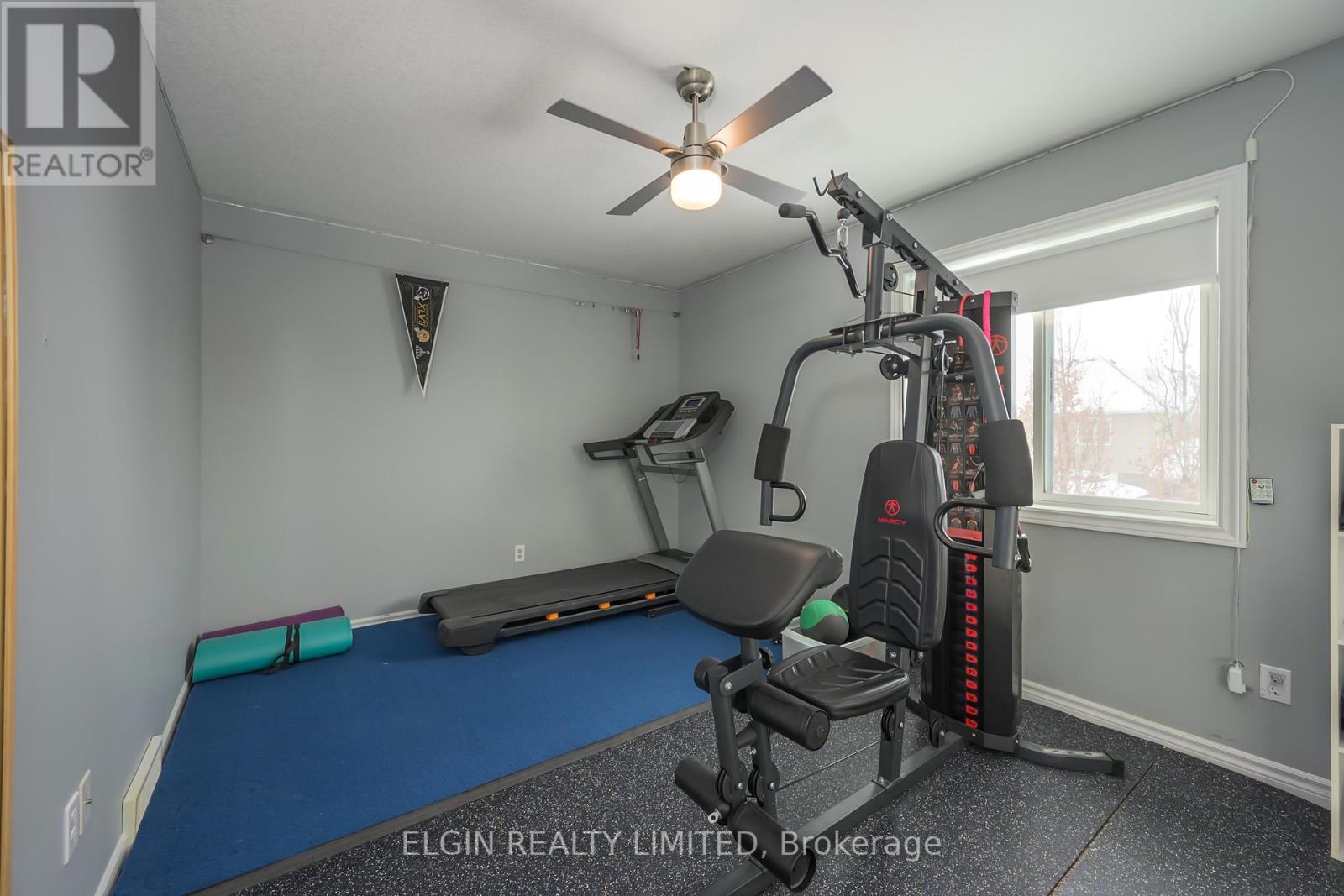 10 Kingfisher Court, St. Thomas, ON - Indoor Photo Showing Gym Room