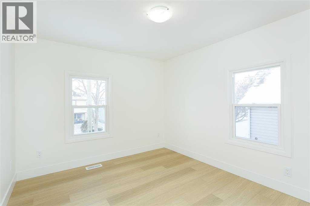 401 Devine Street, Sarnia, ON - Indoor Photo Showing Other Room