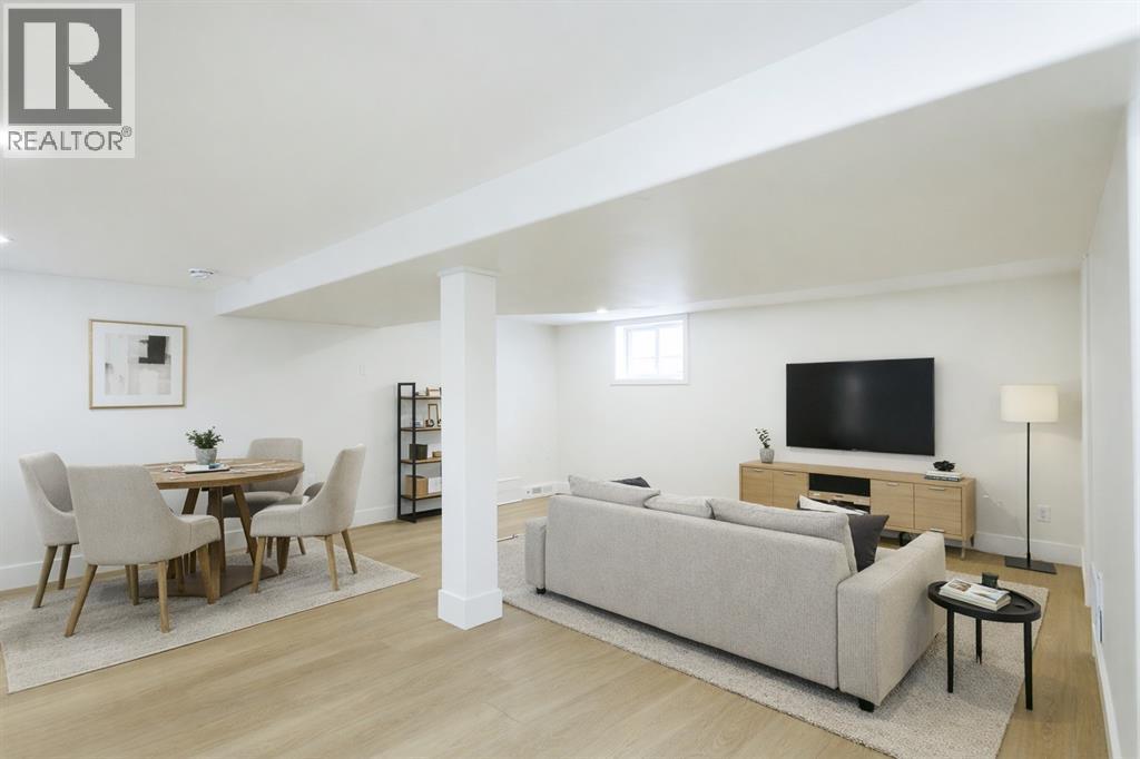 401 Devine Street, Sarnia, ON - Indoor