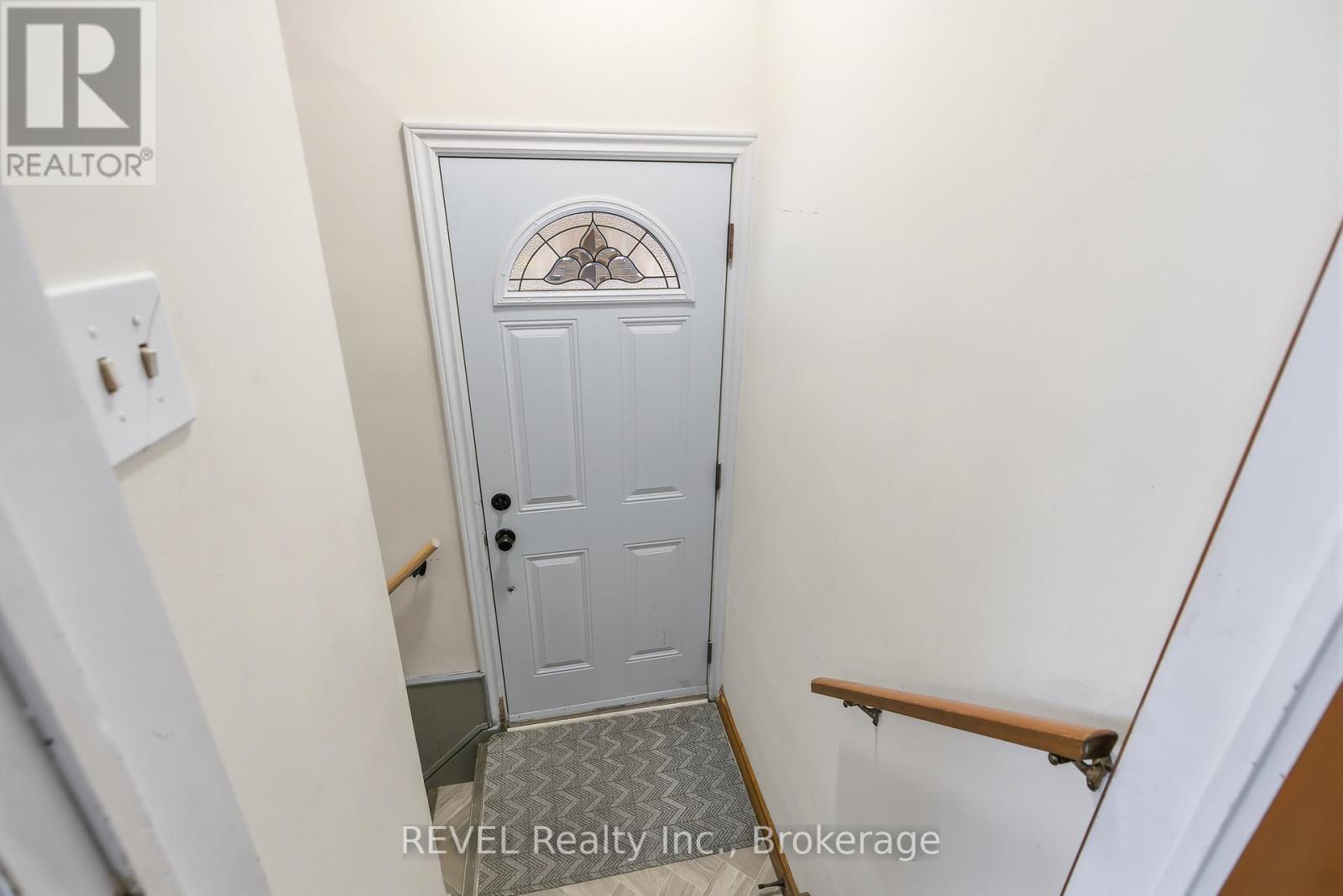 8257 Post Road, Niagara Falls (Ascot), ON - Indoor Photo Showing Other Room