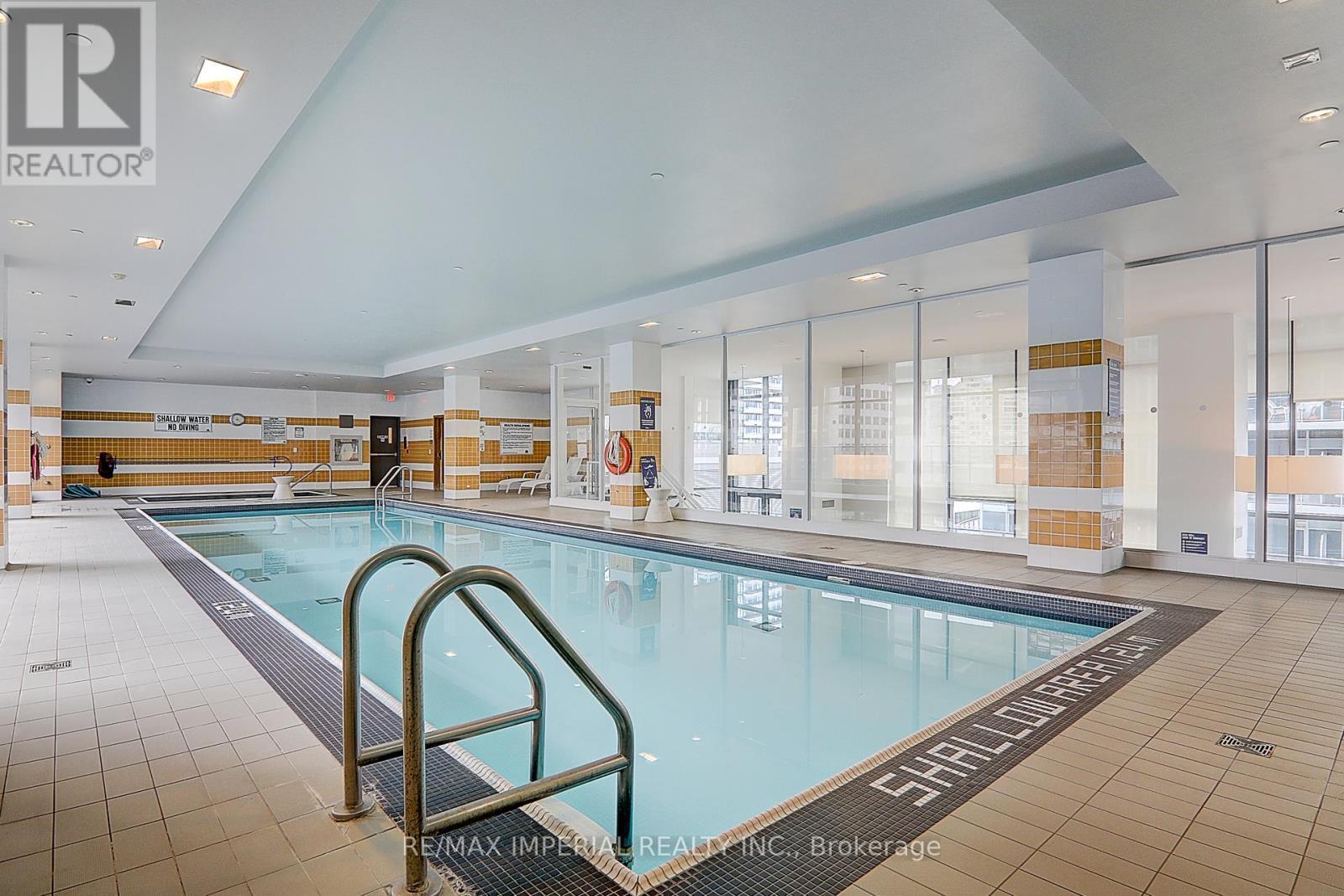 1503 - 295 Adelaide Street W, Toronto, ON - Indoor Photo Showing Other Room With In Ground Pool