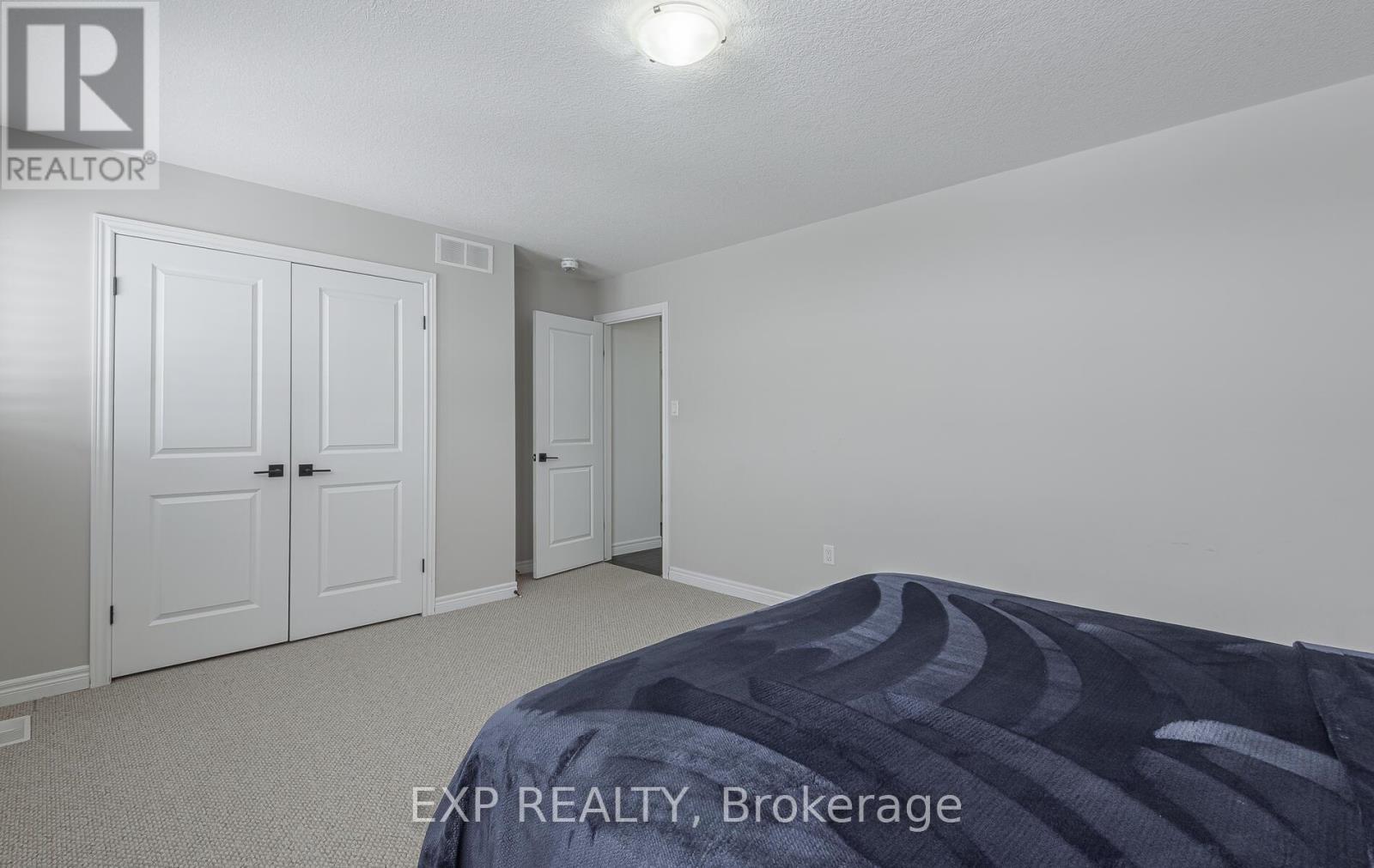 228 Greti Drive, Hamilton, ON - Indoor
