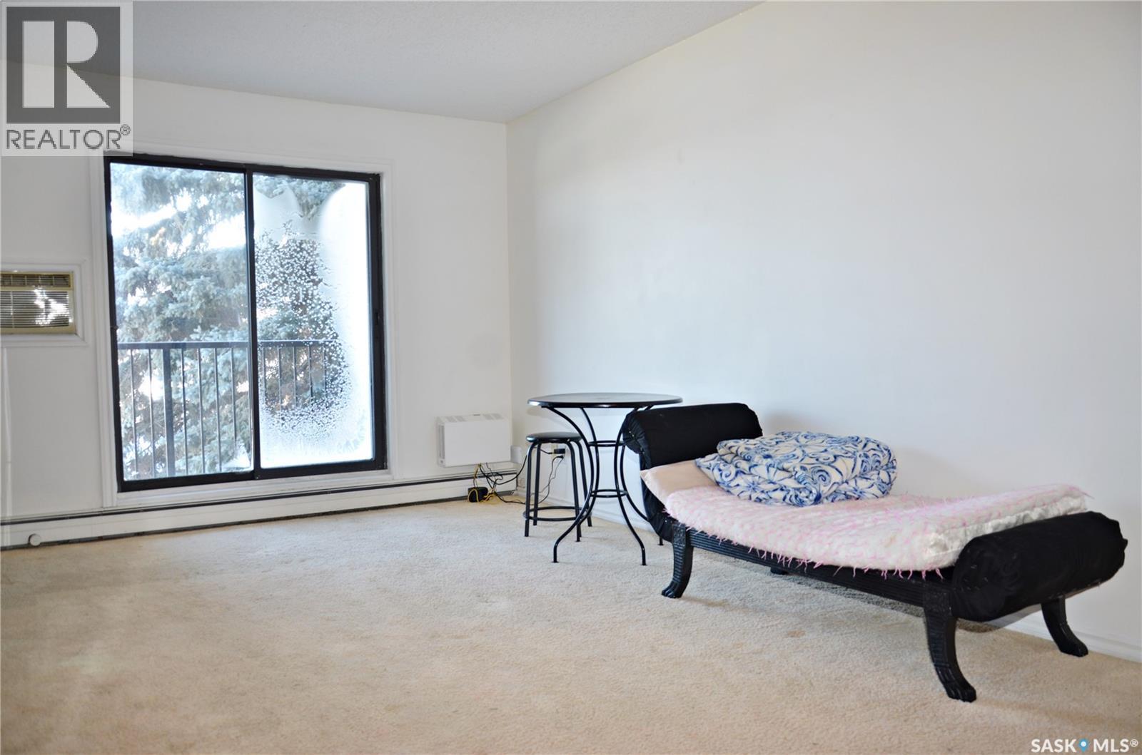 307 2233 St Henry Avenue, Saskatoon, SK - Indoor