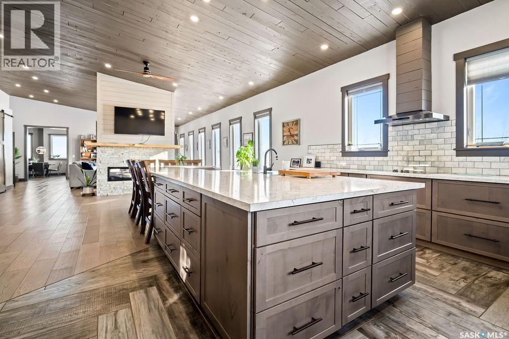 Cote Acreage, Benson Rm No. 35, SK - Indoor Photo Showing Kitchen With Upgraded Kitchen