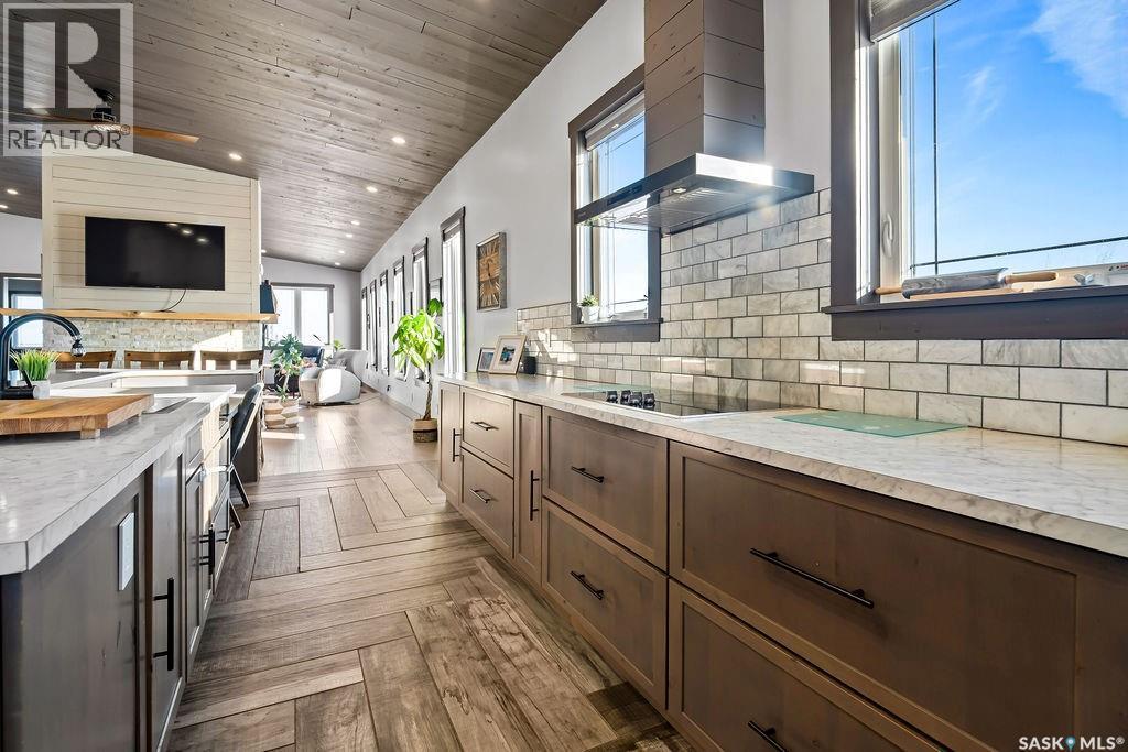 Cote Acreage, Benson Rm No. 35, SK - Indoor Photo Showing Kitchen With Upgraded Kitchen