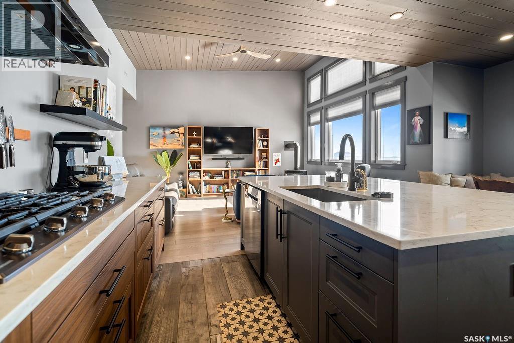 Cote Acreage, Benson Rm No. 35, SK - Indoor Photo Showing Kitchen With Upgraded Kitchen