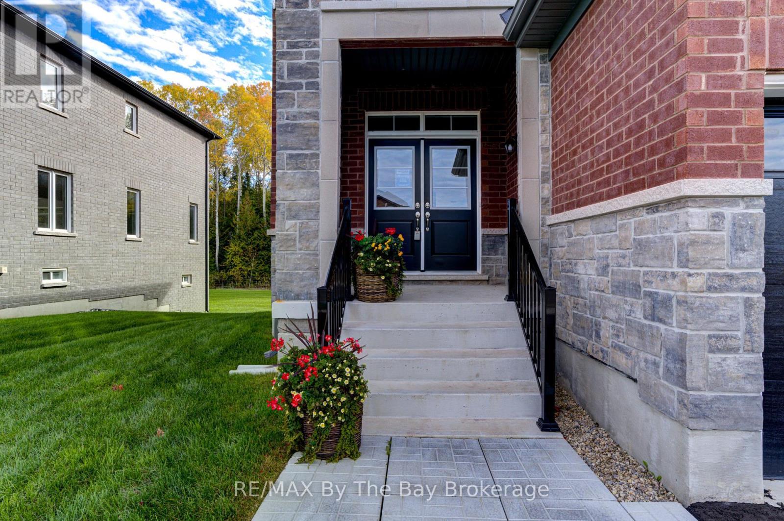 5 Misty Ridge Road, Wasaga Beach, ON - Outdoor