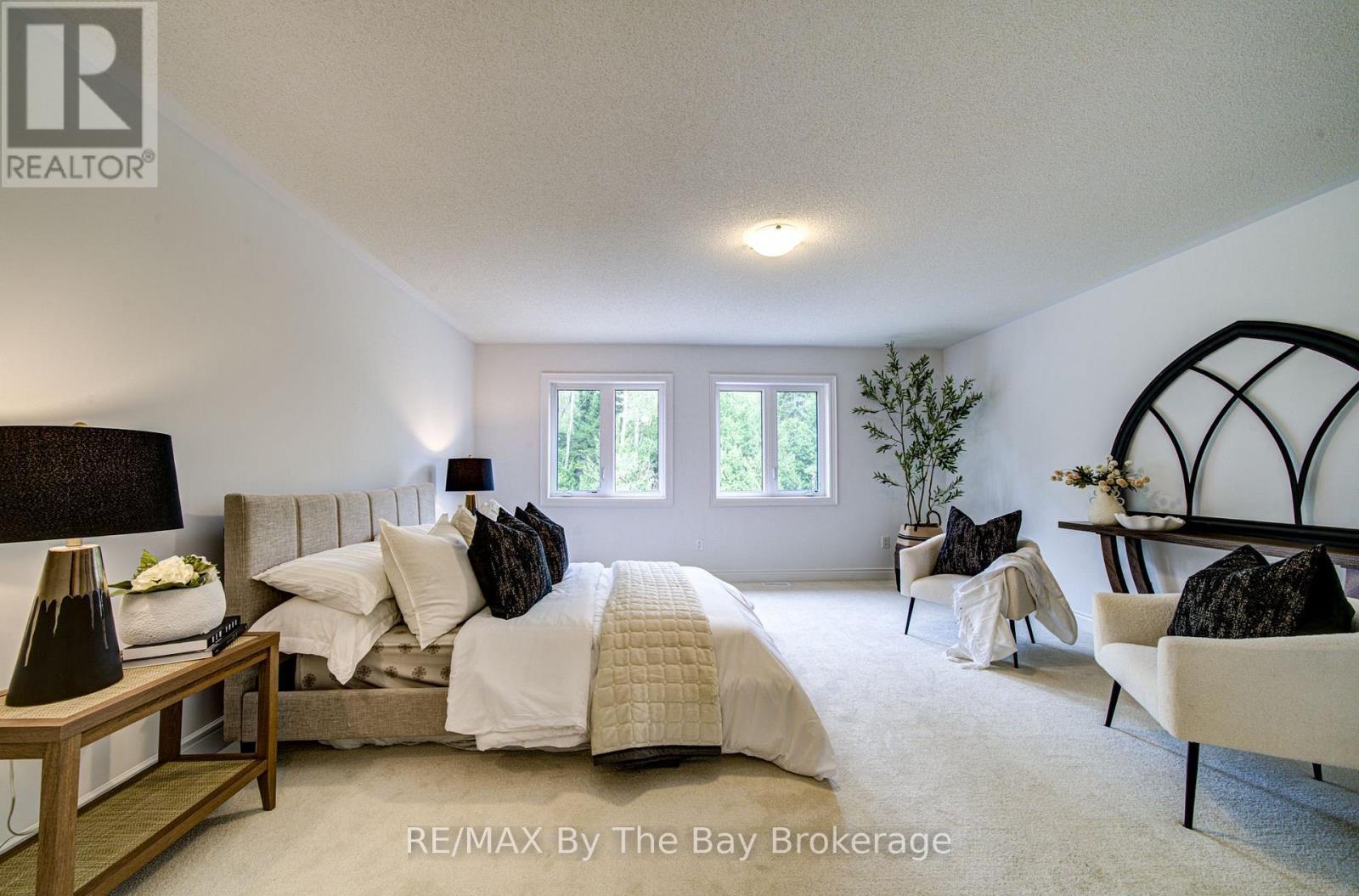5 Misty Ridge Road, Wasaga Beach, ON - Indoor Photo Showing Bedroom