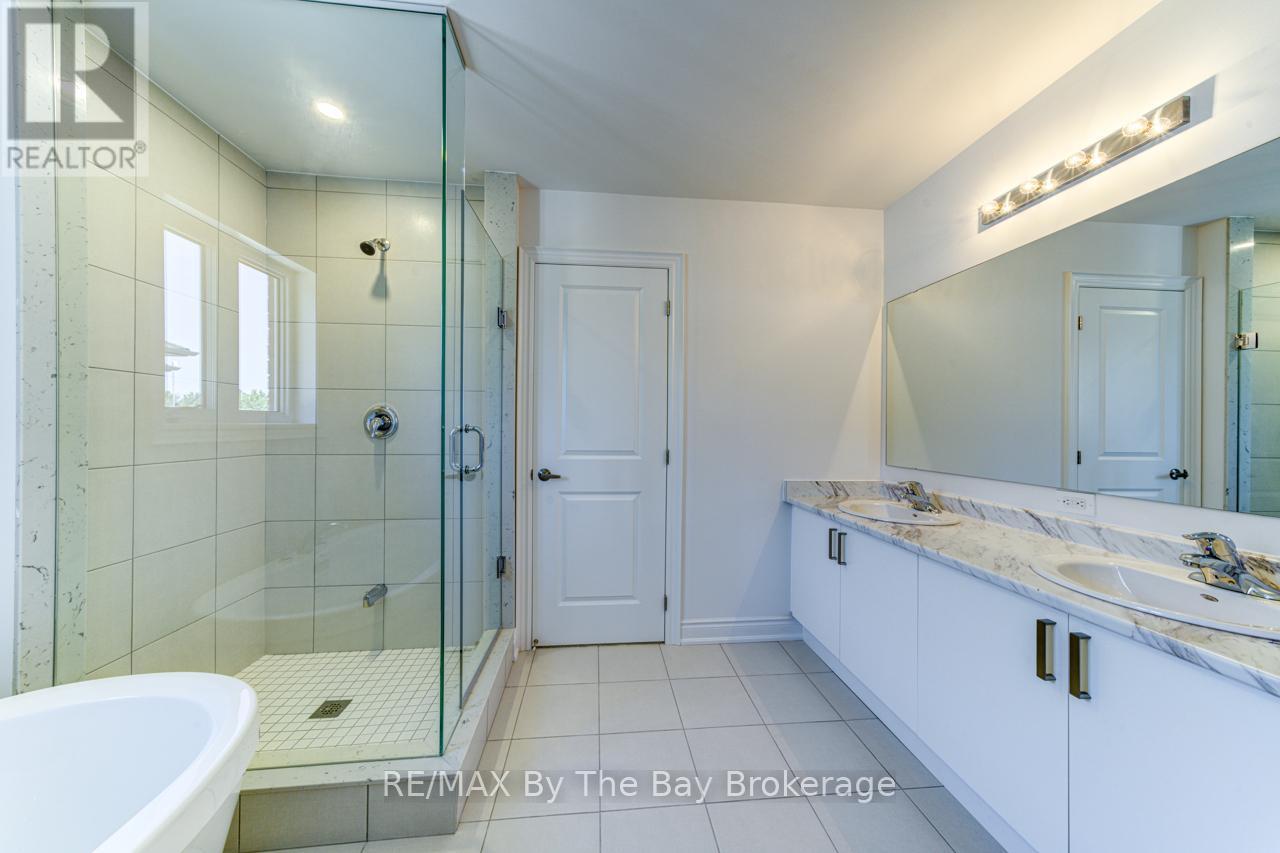 5 Misty Ridge Road, Wasaga Beach, ON - Indoor Photo Showing Bathroom