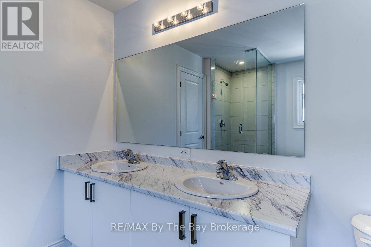 5 Misty Ridge Road, Wasaga Beach, ON - Indoor Photo Showing Bathroom