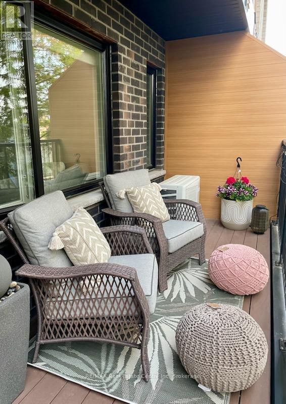 59 Lily Lane, Guelph (Clairfields/Hanlon Business Park), ON - Outdoor With Deck Patio Veranda With Exterior